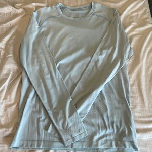 Lululemon long sleeve metal vent shirt